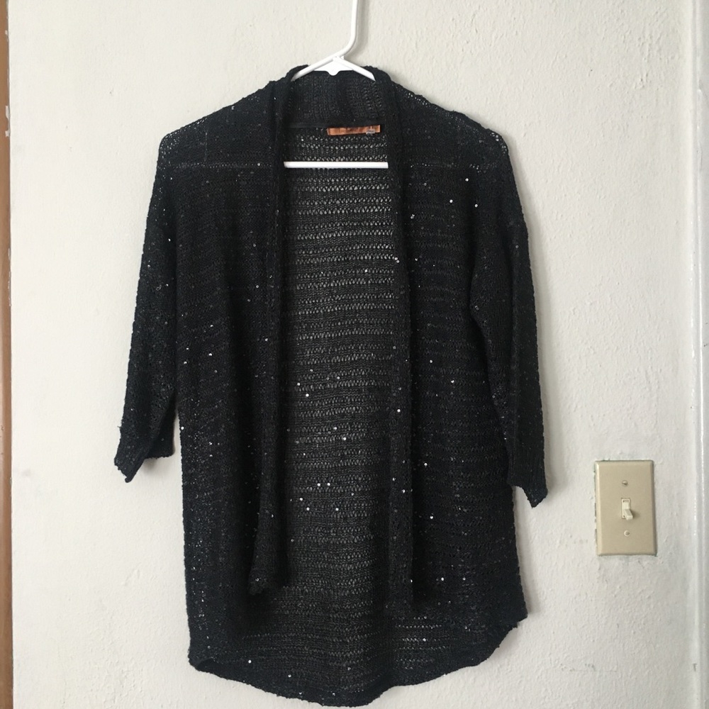 Black sequined cover / cardigan